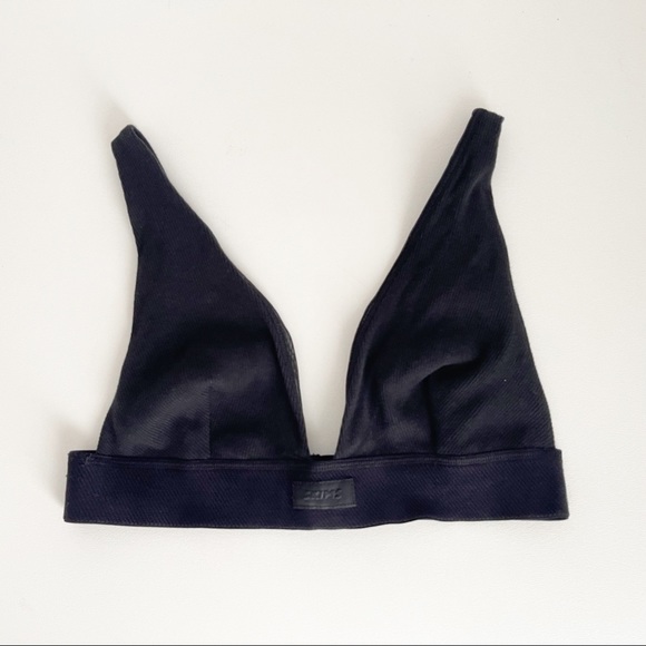 Skims Bralette Plunge Ribbed Cotton Jersey Women's Solid Black Soot Wireless Med - Picture 6 of 10